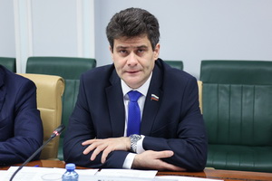 Совещание Комитета по федеративному устройству, региональной политике, МСУ и делам Севера «Проблемы импортозамещения и наращивание отечественного промышленного производства лифтов»