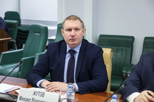 Совещание Комитета по федеративному устройству, региональной политике, МСУ и делам Севера «Проблемы импортозамещения и наращивание отечественного промышленного производства лифтов»