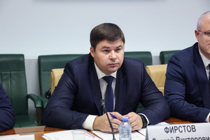 Совещание Комитета по федеративному устройству, региональной политике, МСУ и делам Севера «Проблемы импортозамещения и наращивание отечественного промышленного производства лифтов»